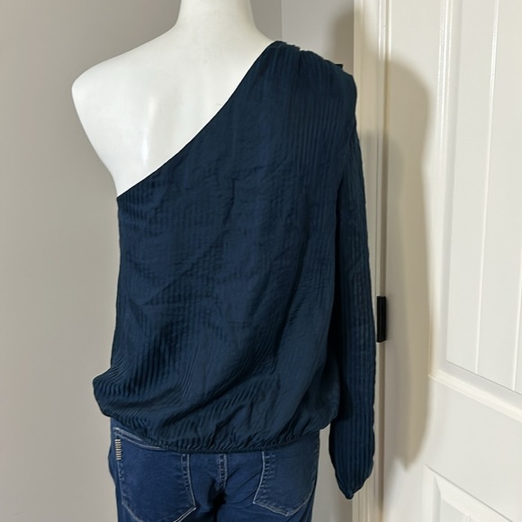 CAMI NYC Top Lenore ONE SHOULDER STRIPED Blue COTTON SILK BLEND Shirt Sz S - Picture 7 of 13